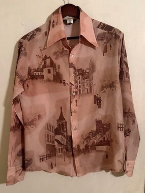 1970s Rue de Paris Chemise et Cie Vintage Pink Scenic Print Button-Up Shirt